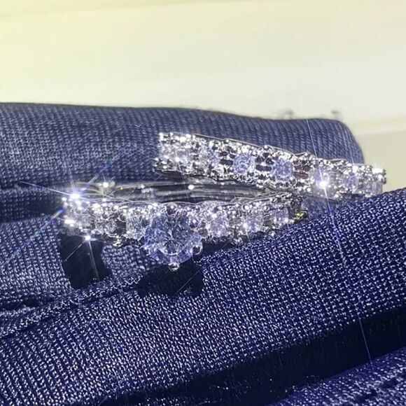 Flash Diamond Round Engagement Silvery Rings for Women - Picture 8 of 10